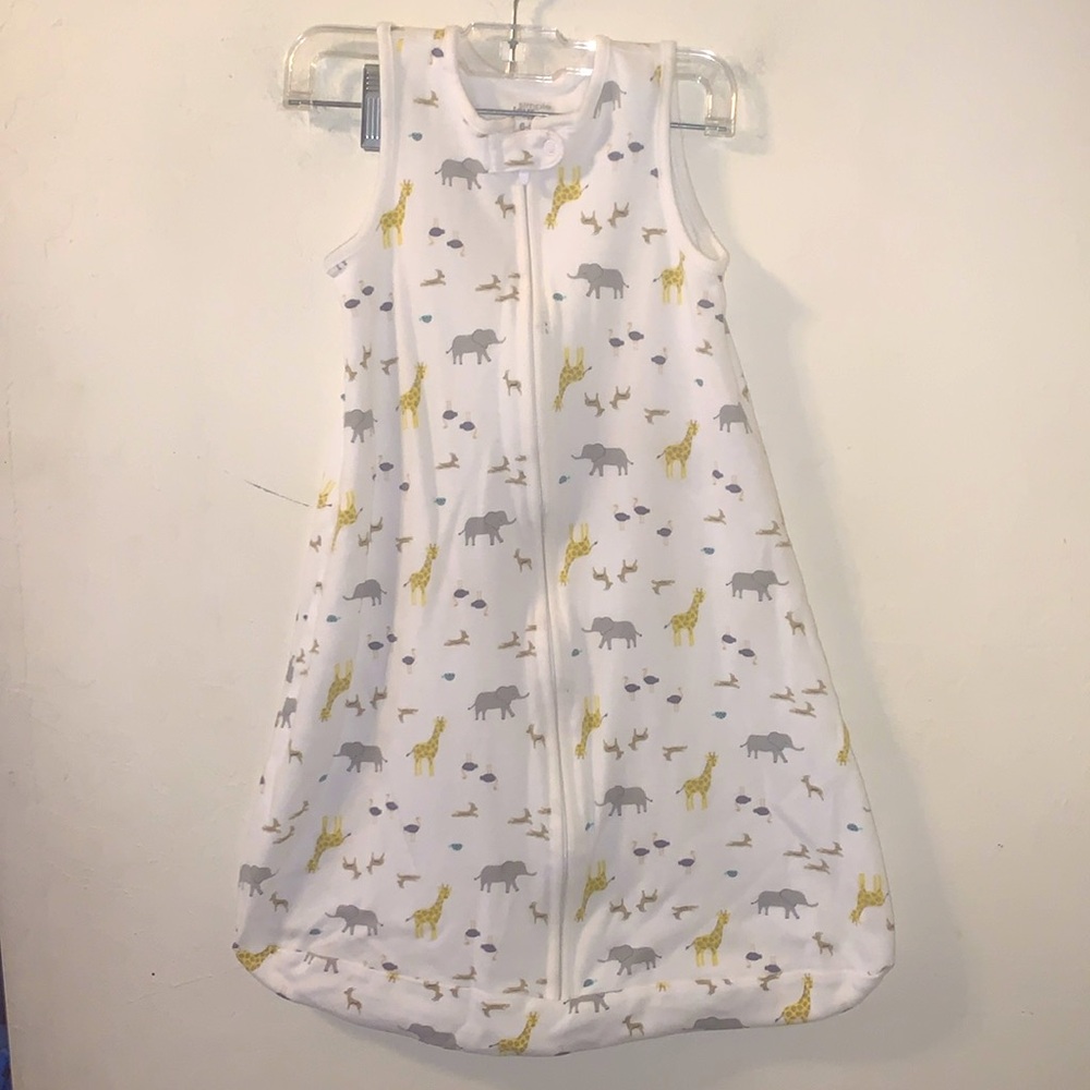 -Carter's Simple Joys Giraffe/Elephant Onesie Sleep bag- (6-9) months As is